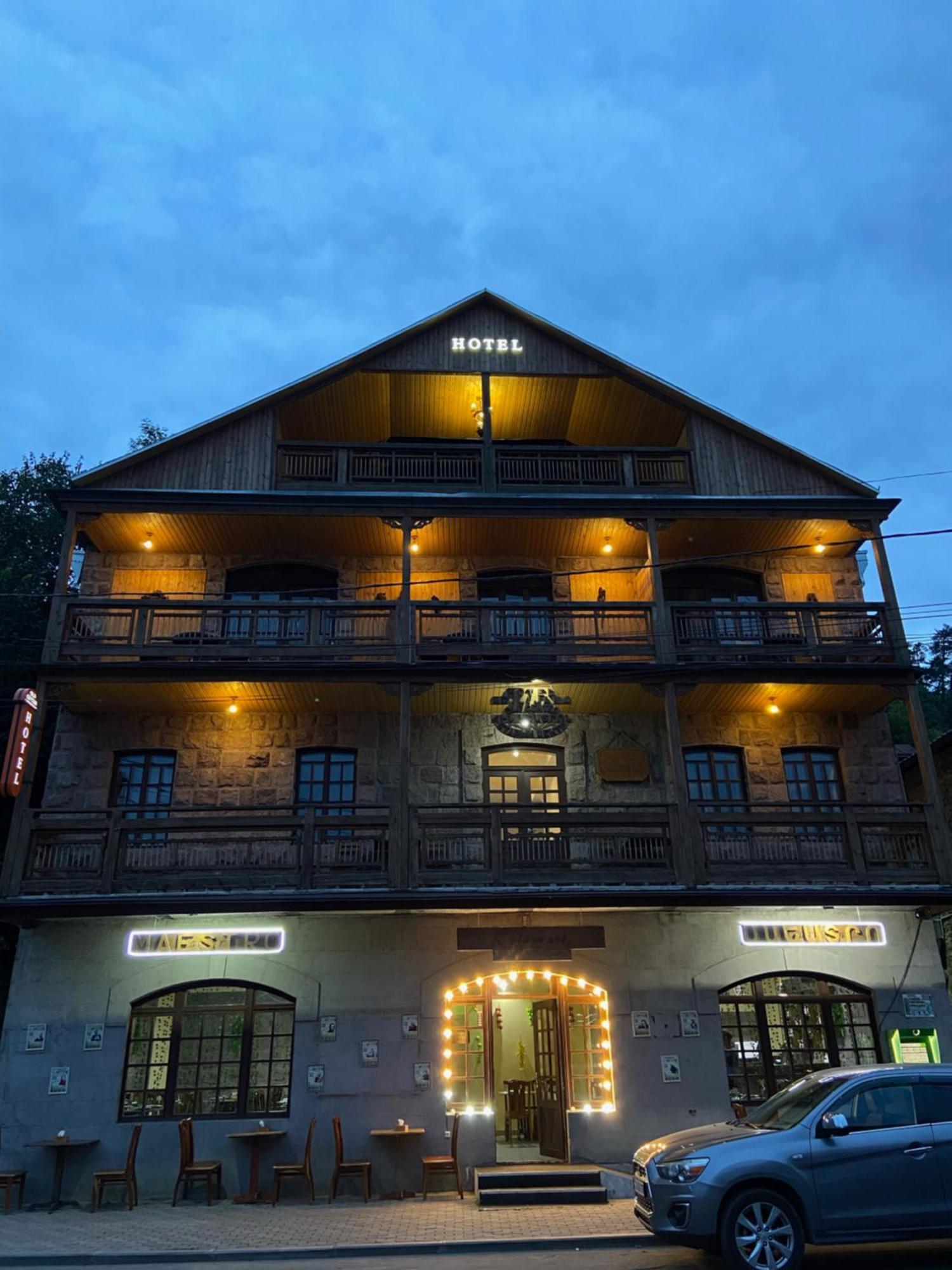 Hotel Dilijan Old Center ภายนอก รูปภาพ