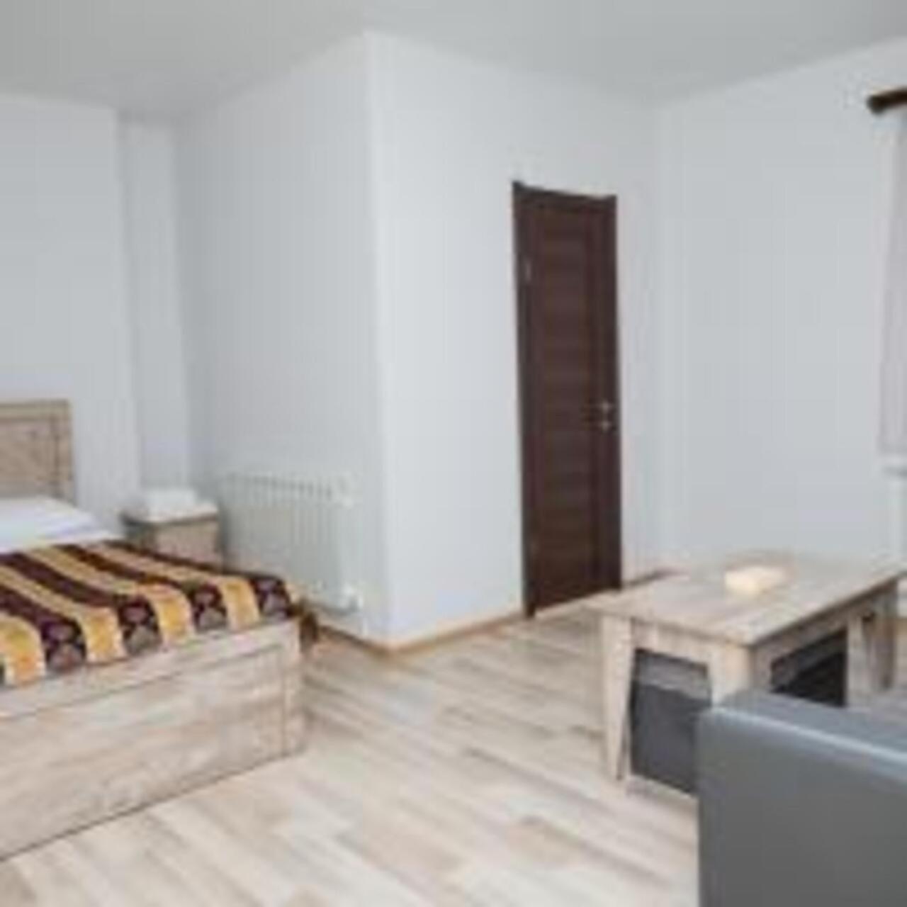 Hotel Dilijan Old Center ภายนอก รูปภาพ