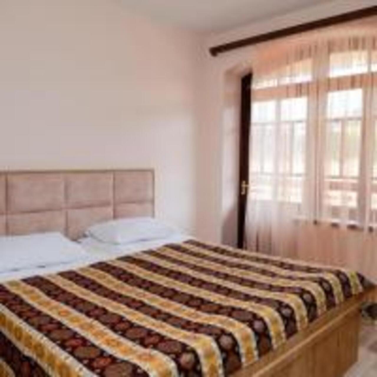 Hotel Dilijan Old Center ภายนอก รูปภาพ